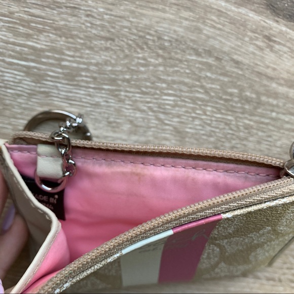 Coach Wallet - Picture 3 of 3